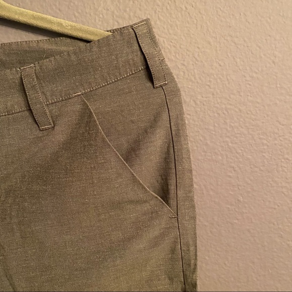 Aether Hybrid Shorts Size 30 - Picture 3 of 7